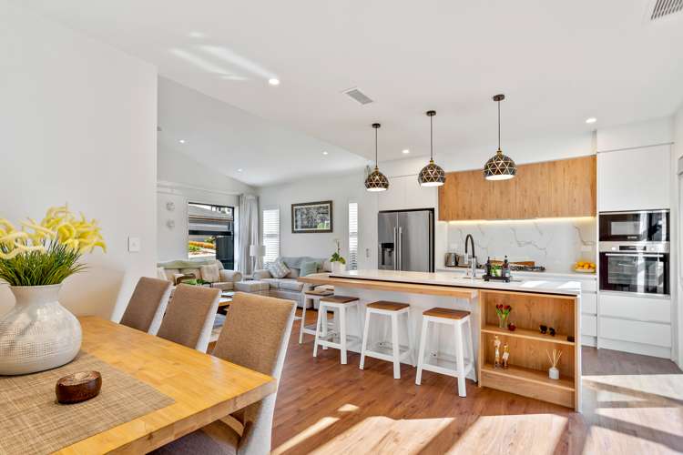 5 Waimaru Lane Orewa_10