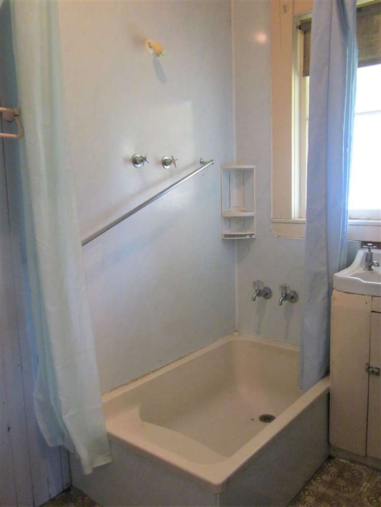 4 Woodstock Road Karangahake_13