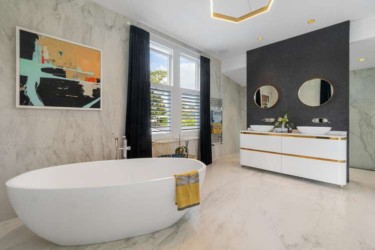 6 Russell Street Stanley Point_33