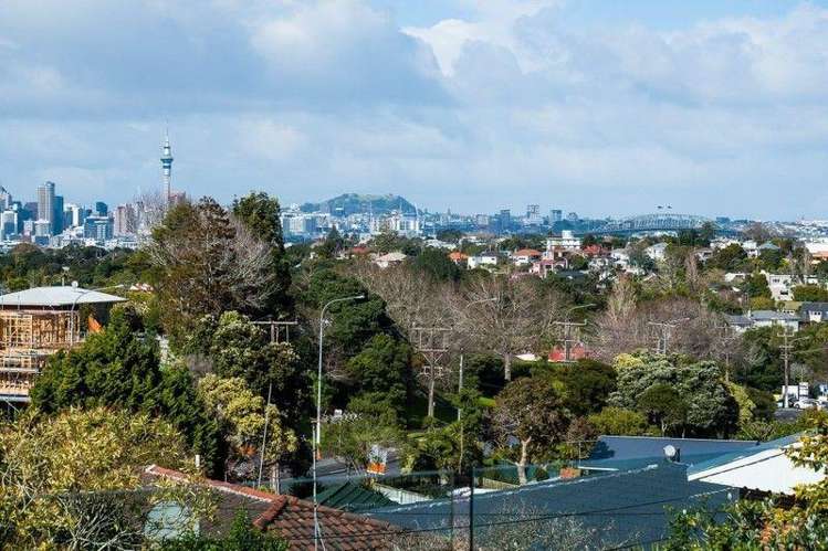 1/100 Lake Road Northcote_9