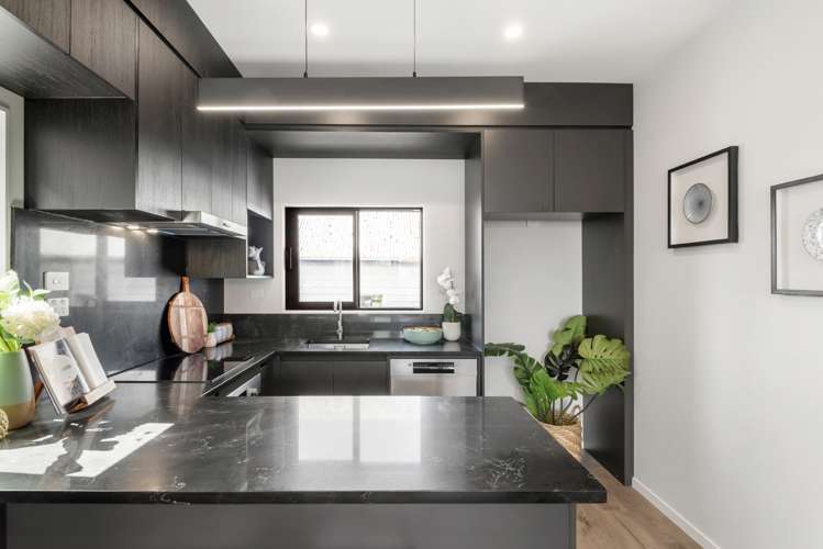 9/1b Egremont Street Belmont_11