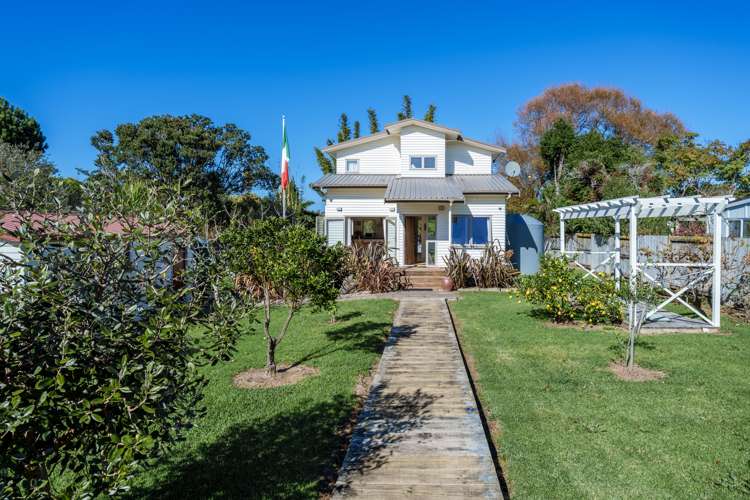 9 Nikau Road Oneroa_14