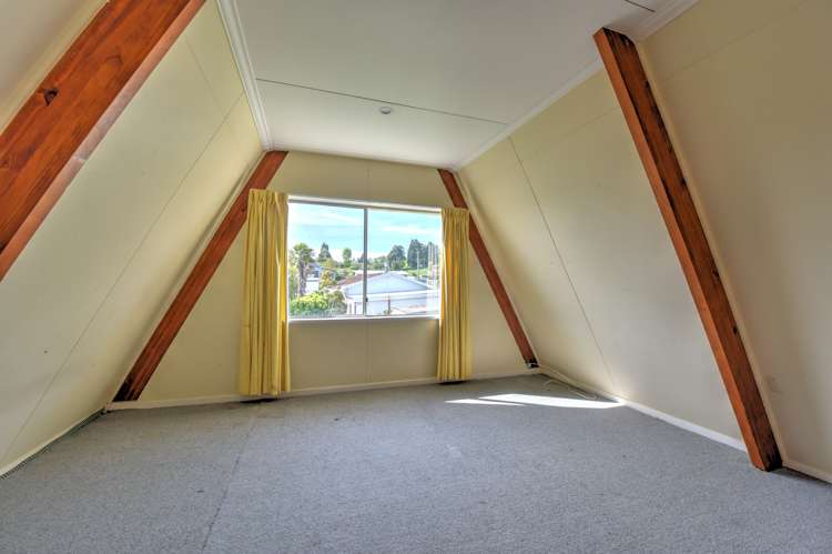 3 Talbot Street Gore Surrounds_9