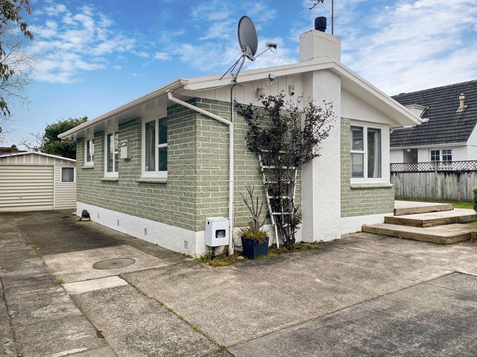 2b Sutherland Avenue Silverstream_0