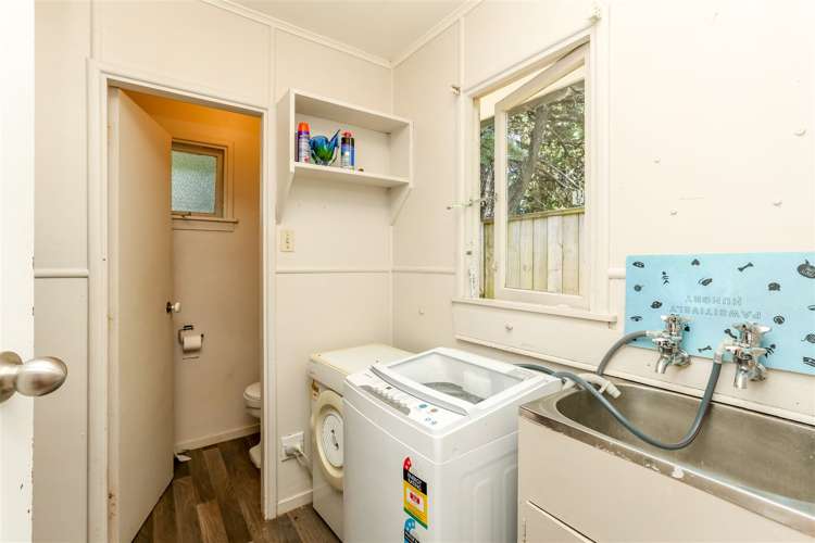 32 Lawry Street Blagdon_15