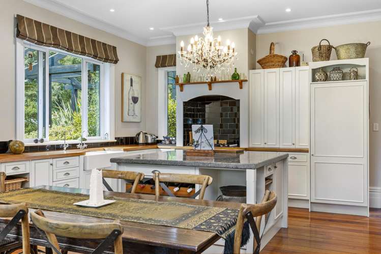 365 Whangamata Road Kinloch_1