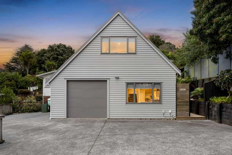 190 Golf Road_2