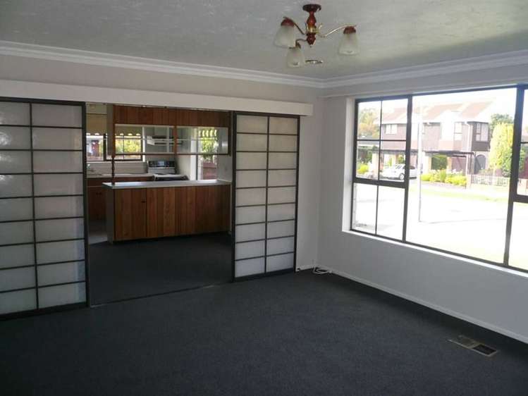 1/10 Montclare Avenue Ilam_3