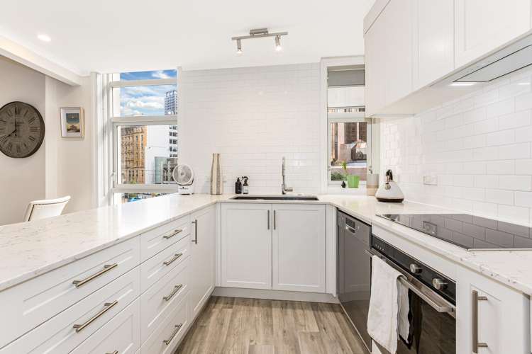 1.6/1 Queens Wharf Wellington Central_10