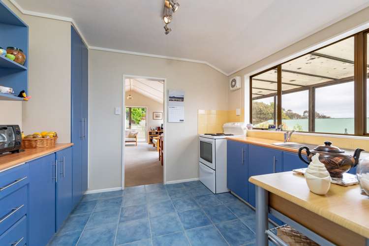 2/11 Mervyn Place Plimmerton_8