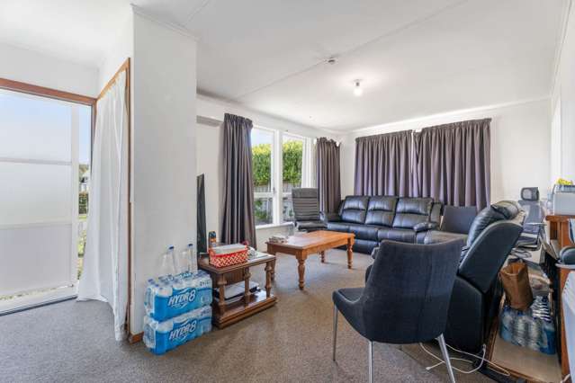 8 Clairville Crescent Wai O Taiki Bay_4