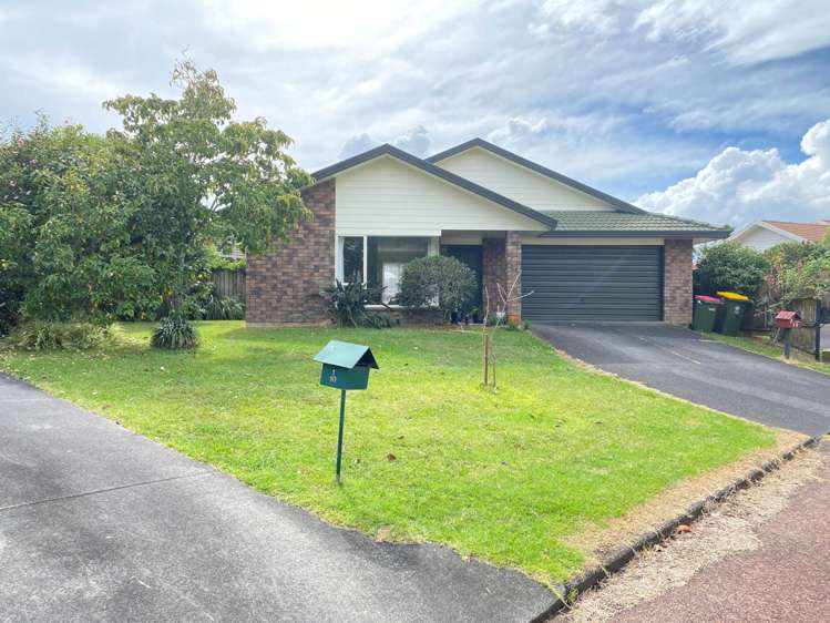 2/10 Amberwood Drive Northpark_1