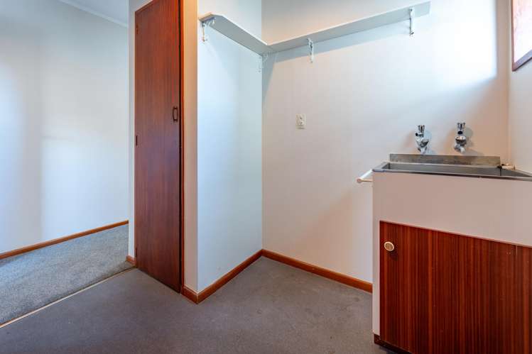 2/10 Miro Street Glenwood_12