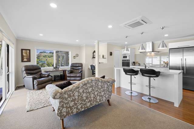 7 Ryder Drive Waiwhakaiho_2