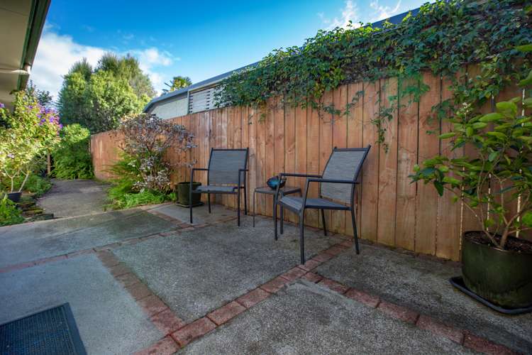 26 Maple Crescent Richmond_11