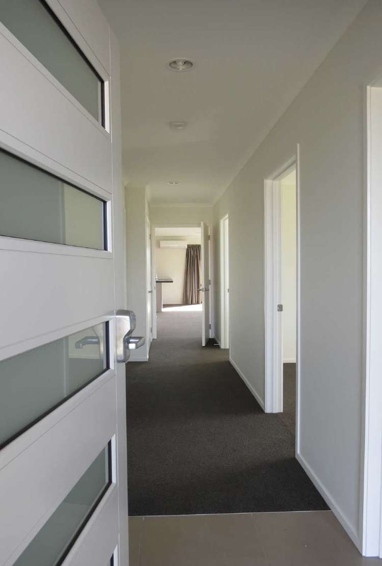 61 Farnborough Way Rolleston_5