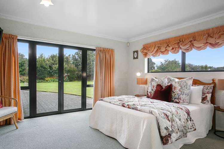 20 Cowley Drive Leamington_14