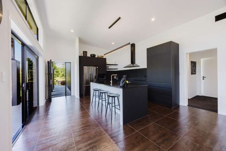 4 Cemetery Road Waipawa_3