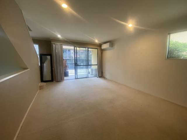 25 Ballantrae Place 1357_2