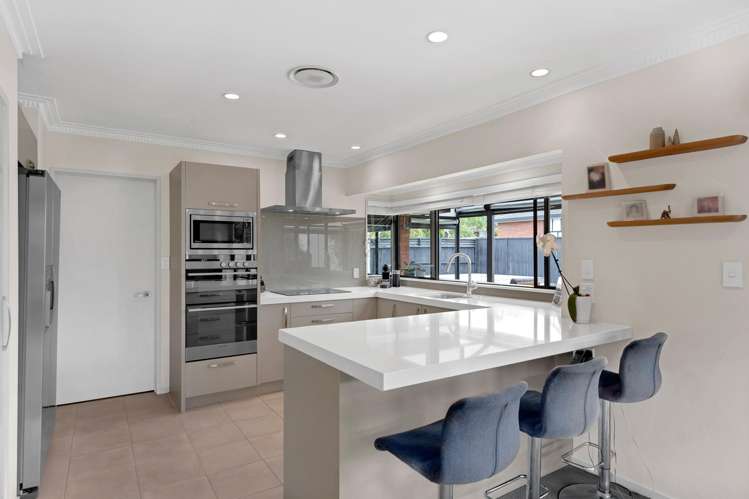 10 Kadina Place Botany Downs_8