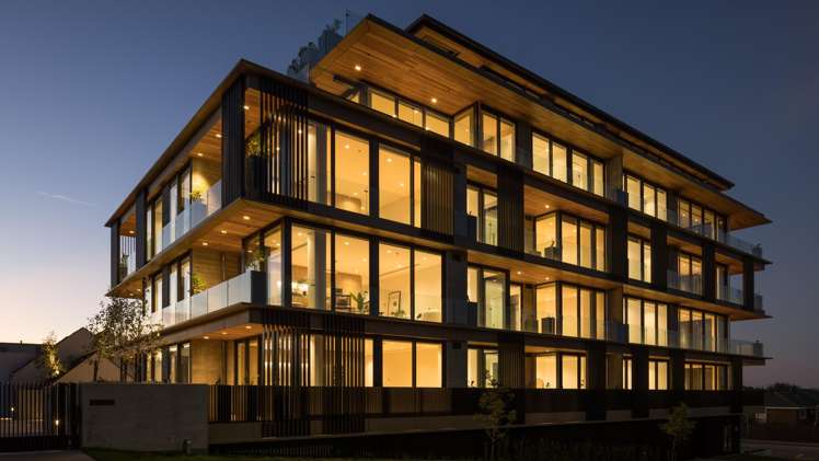 304/110 Kitchener Road_0