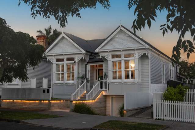 Architectural Mastery: Double Bay Icon Reimagined