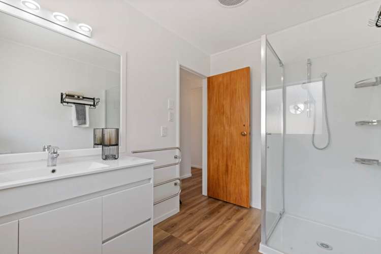 156 Whitford Road Somerville_13