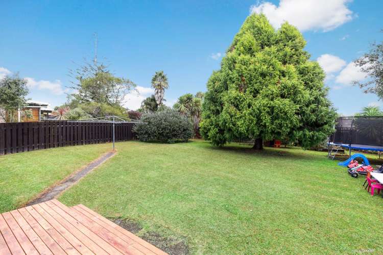 9 Fairdale Place Birkdale_13