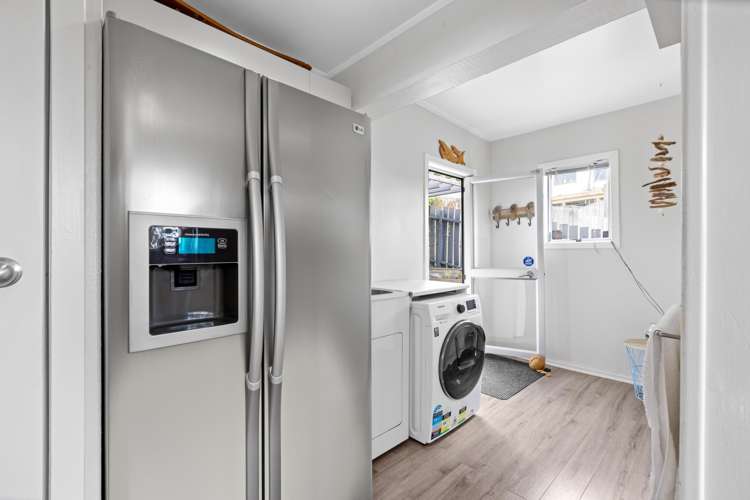 6 Hatfield Heights Hatfields Beach_11