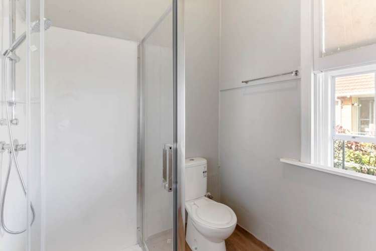 2 Collett Road Otara_11