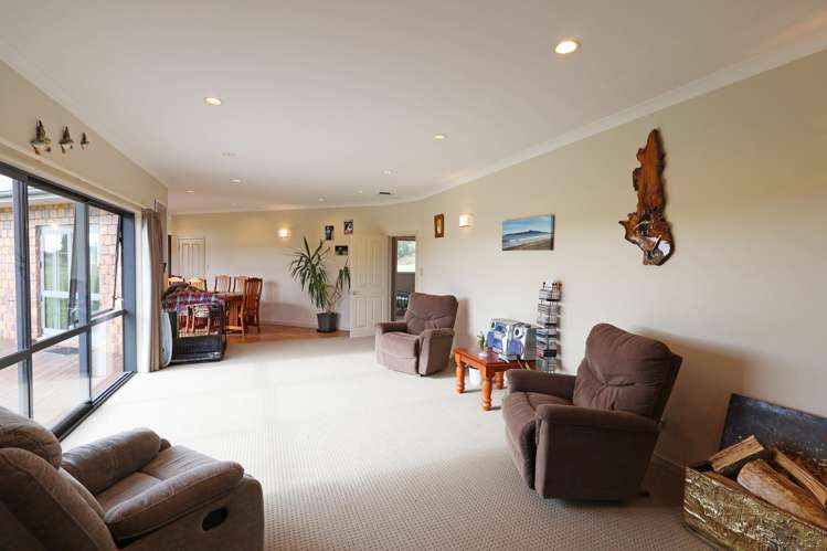 203 Pomona Road East Makarewa_9