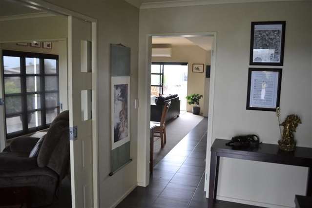 1 Varsity Heights Fitzherbert_2