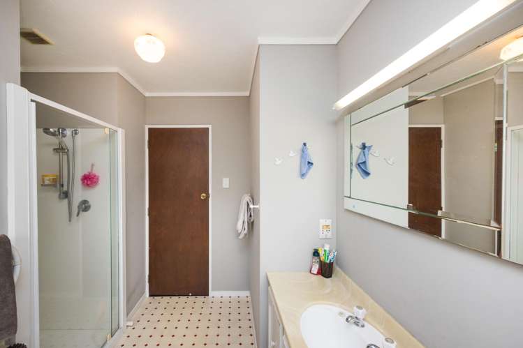 6 Truscott Grove Awapuni_18