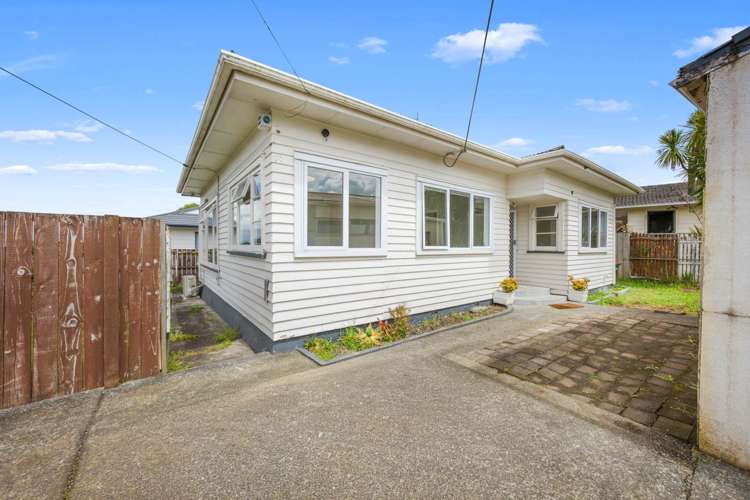 52 Forest Hill Road Henderson_9