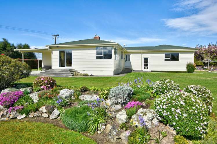 715 Koi Flat Road, Waikoikoi_36