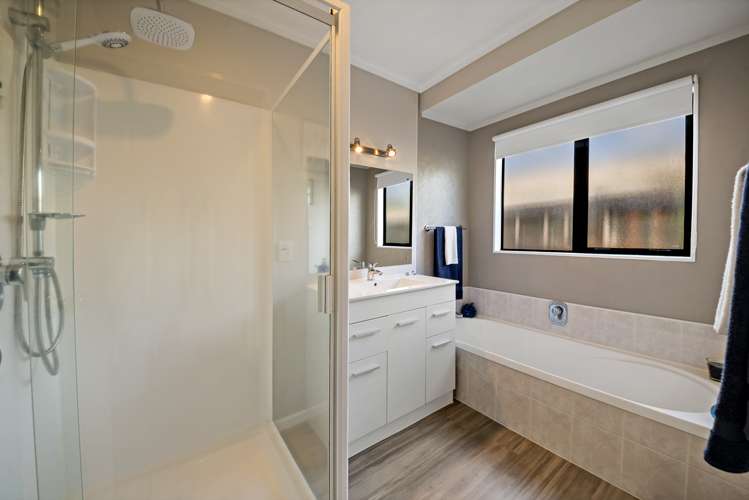 36 Koru Street Mangere Bridge_12