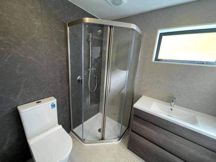 106/5 Newelm Lane Flat Bush_4