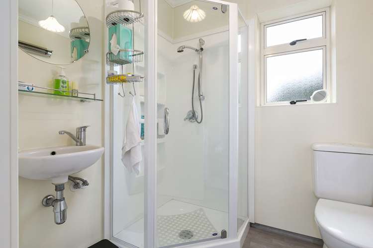 17 Dornoch Street Kew_16