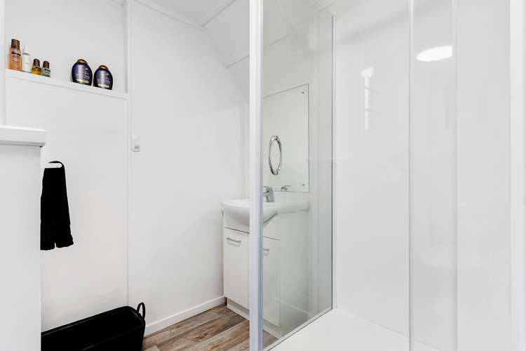 2 Tide Close Mount Wellington_19