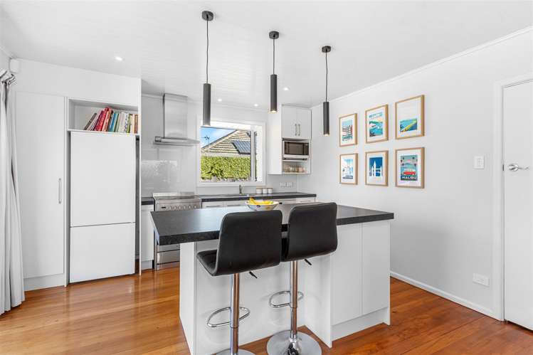 24 Flower Street Bryndwr_11