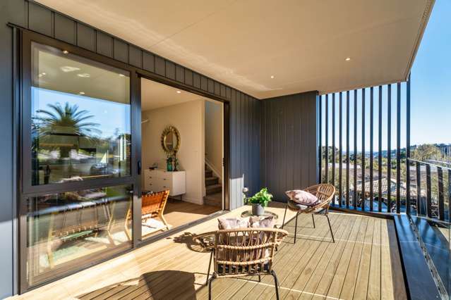 2/4 Powrie Street Glenfield_2