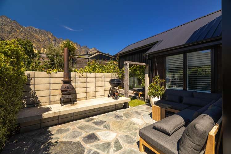 9 Howden Drive Jacks Point_23