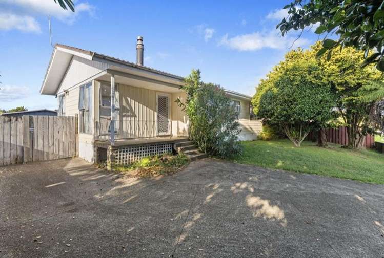 64 Sunlands Drive_2