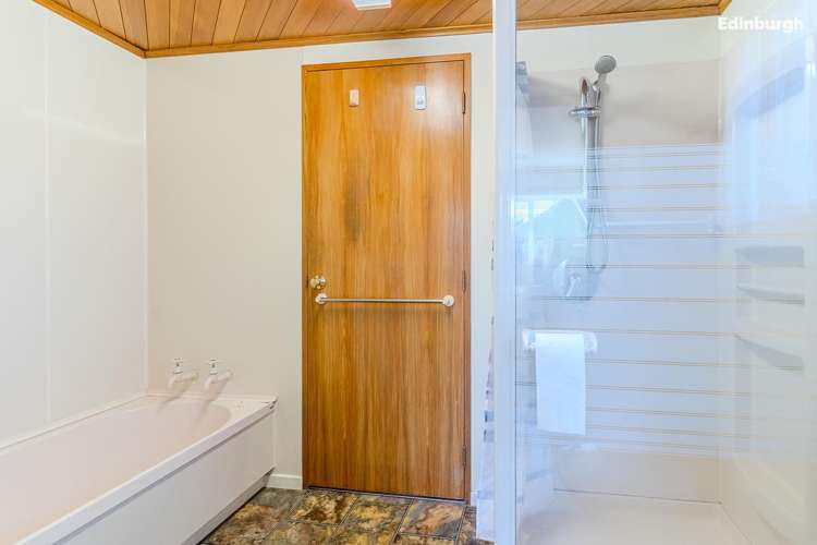 93 Main Road Fairfield_15