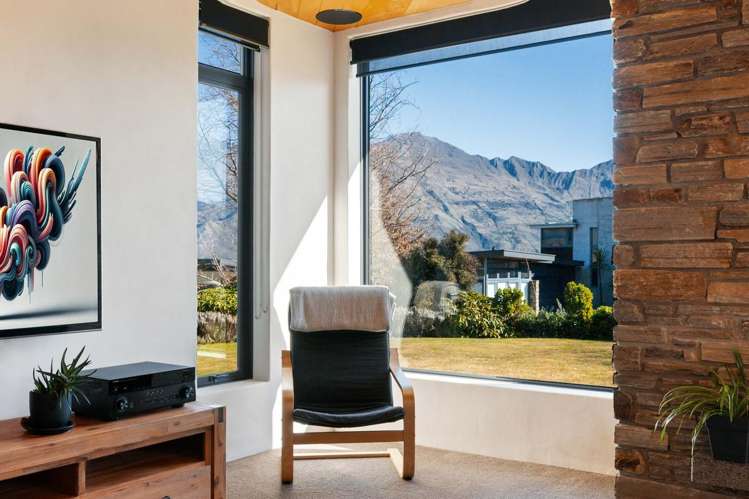 50 Forest Heights Wanaka_16
