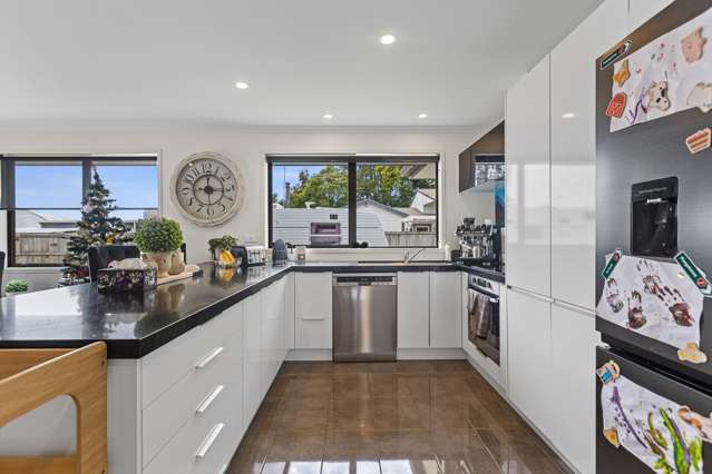 Dual living on a spacious lifestyle section