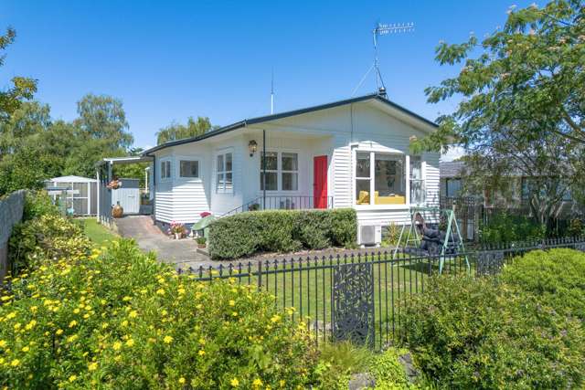 Quiet  Living in Waipawa