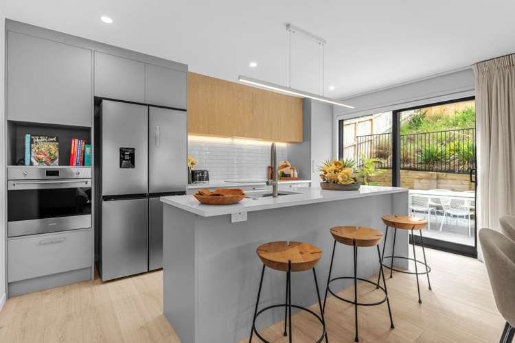 10 Pakirikiri Street Long Bay_7