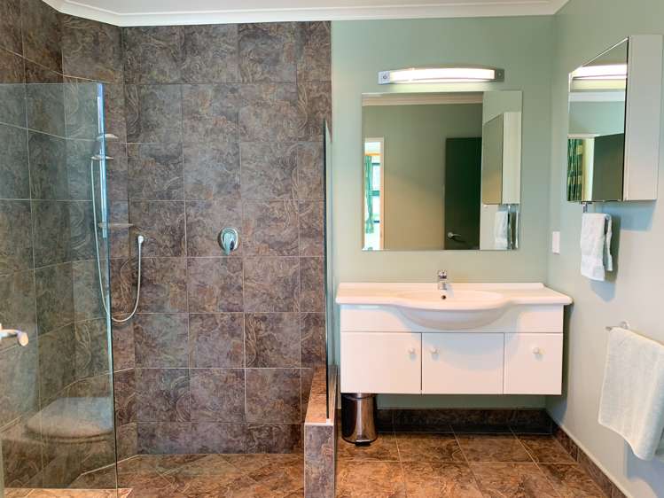 21 Moulder Road Takaka_7