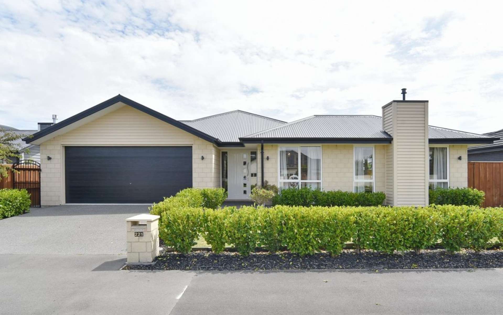 221 Cavendish Road Casebrook_0